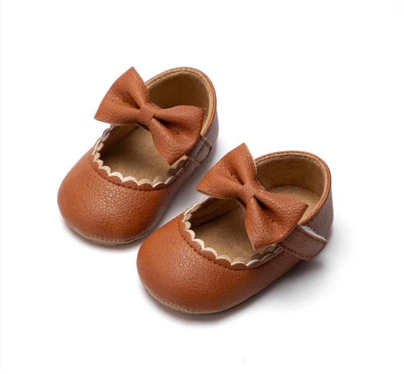 Load image into Gallery viewer, Fleur de Lin Baby Gift Set
