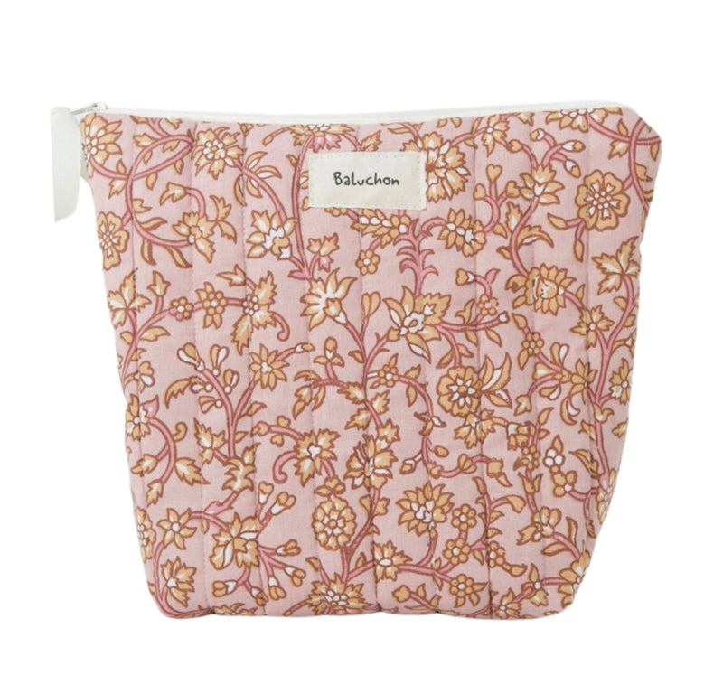 Load image into Gallery viewer, Handmade medium quilted pink cosmetic bag
