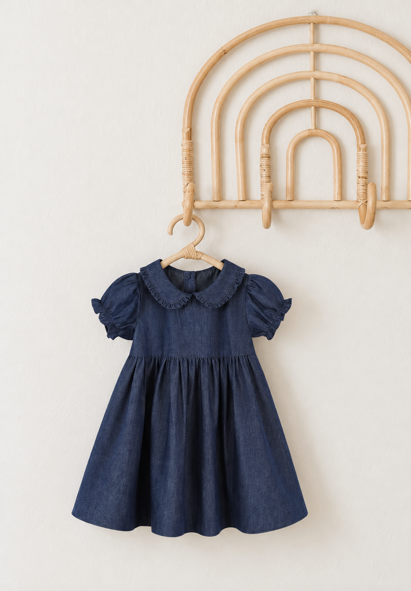 Load image into Gallery viewer, Robe fille en denim à col Claudine – Kali - Pré-commande
