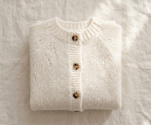 Load image into Gallery viewer, Timeless ivory knit cardigan for babies and girls – Fall-Winter
