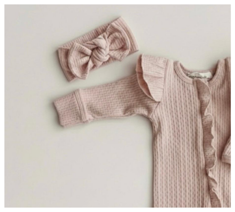 Chargez l'image dans la visionneuse de la galerie, Barboteuse bébé fille style boho avec bandeau assorti
