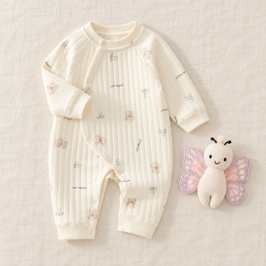Combinaison bébé matelassée à motifs oursons roses et boucles – Ivoire 🤍 Pre-commande
