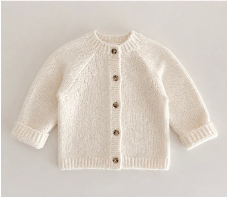 Load image into Gallery viewer, Timeless ivory knit cardigan for babies and girls – Fall-Winter
