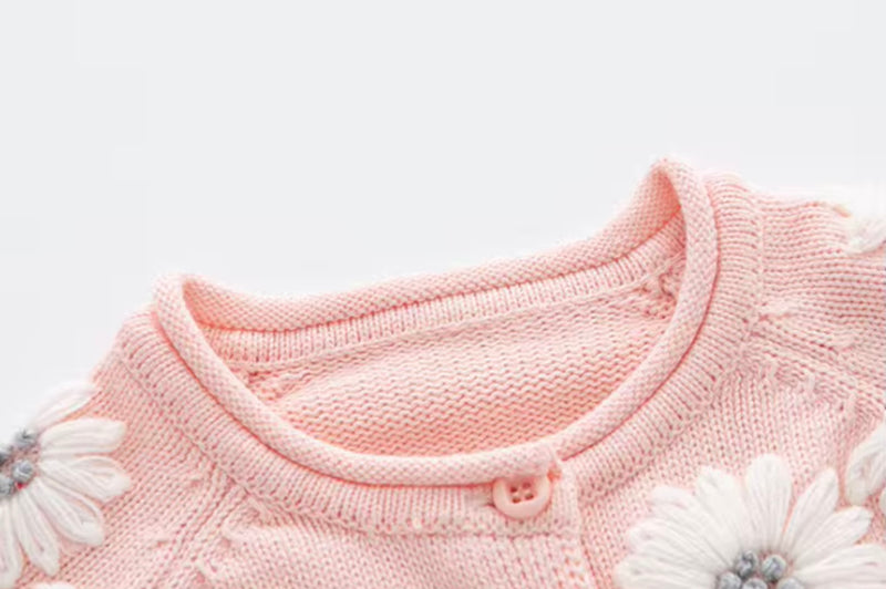 Load image into Gallery viewer, Girl's knitted pink cotton romper with floral embroidery and bonnet – Kali
