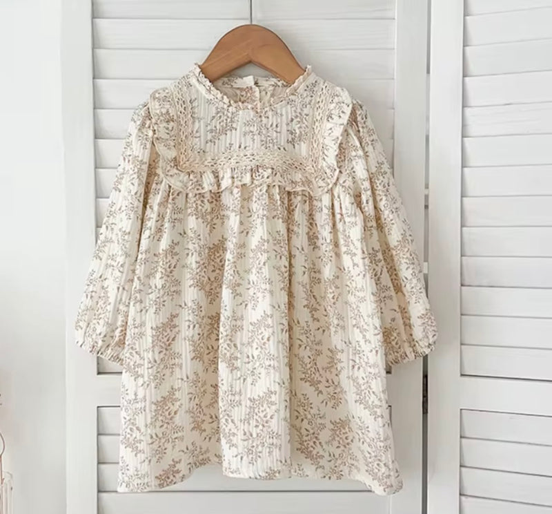 Chargez l'image dans la visionneuse de la galerie, Robe fille vintage fleurie à manches longues et dentelle - Pré-commande
