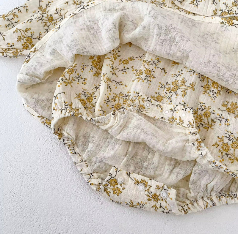 Load image into Gallery viewer, Soft cotton baby girl romper with yellow flowers
