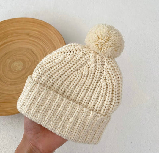 Ivory knit baby hat with soft cotton pom pom – Kali