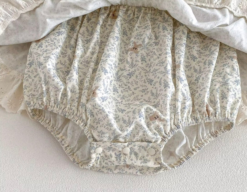 Chargez l'image dans la visionneuse de la galerie, Robe-romper bébé fille à col Claudine avec broderie anglaise – Automne-Hiver
