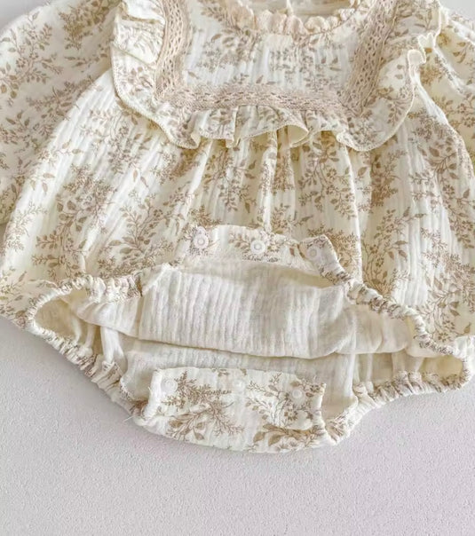 Barboteuse bébé fille Liberty beige en coton doux