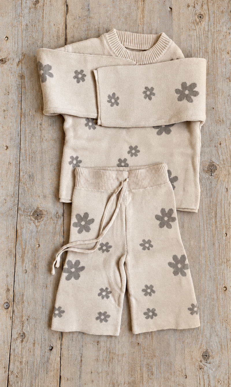 Load image into Gallery viewer, Ensemble fille en coton à motifs fleuris – Kali 🤍 - Pré-commandé
