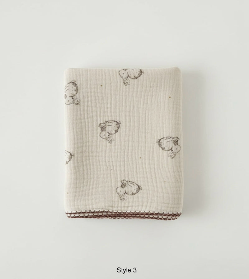 Load image into Gallery viewer, Vintage floral baby muslin 100% cotton – Khaki Lilac
