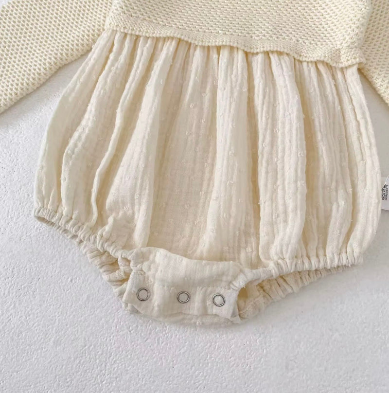 Chargez l'image dans la visionneuse de la galerie, Barboteuse bébé fille en coton et tricot ivoire – Automne-Hiver
