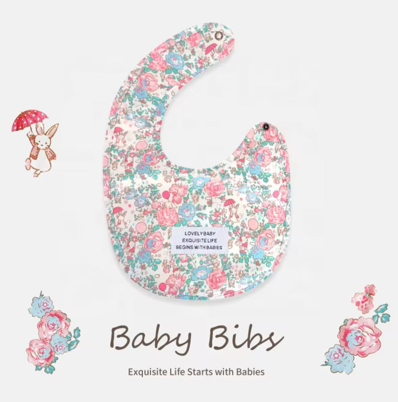 Chargez l'image dans la visionneuse de la galerie, Bavoir bébé en coton motif fleuri – Kali - Boutique Kaki Lilas
