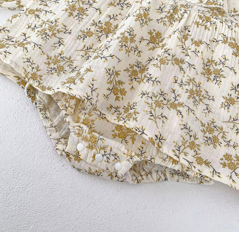 Load image into Gallery viewer, Soft cotton baby girl romper with yellow flowers
