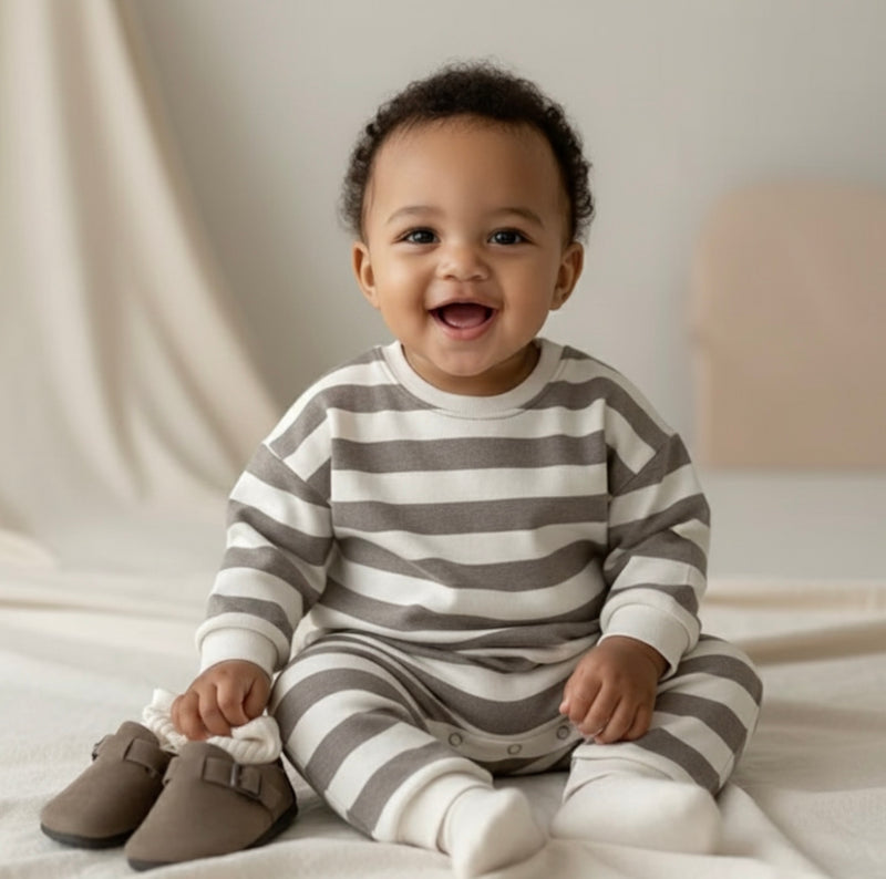 Load image into Gallery viewer, Boys' striped cotton all-in-one

